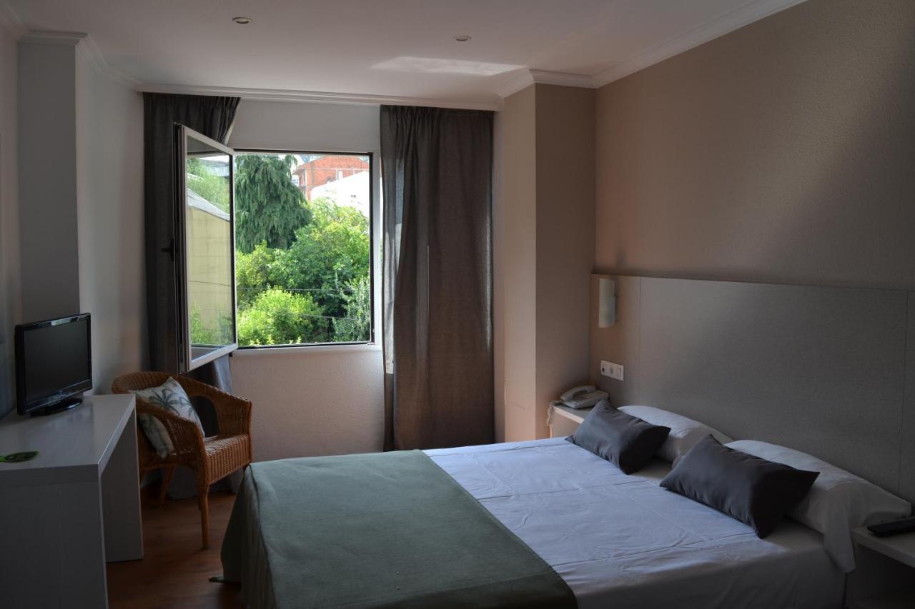 Duerming Villa De Sarria Hotel Ngoại thất bức ảnh