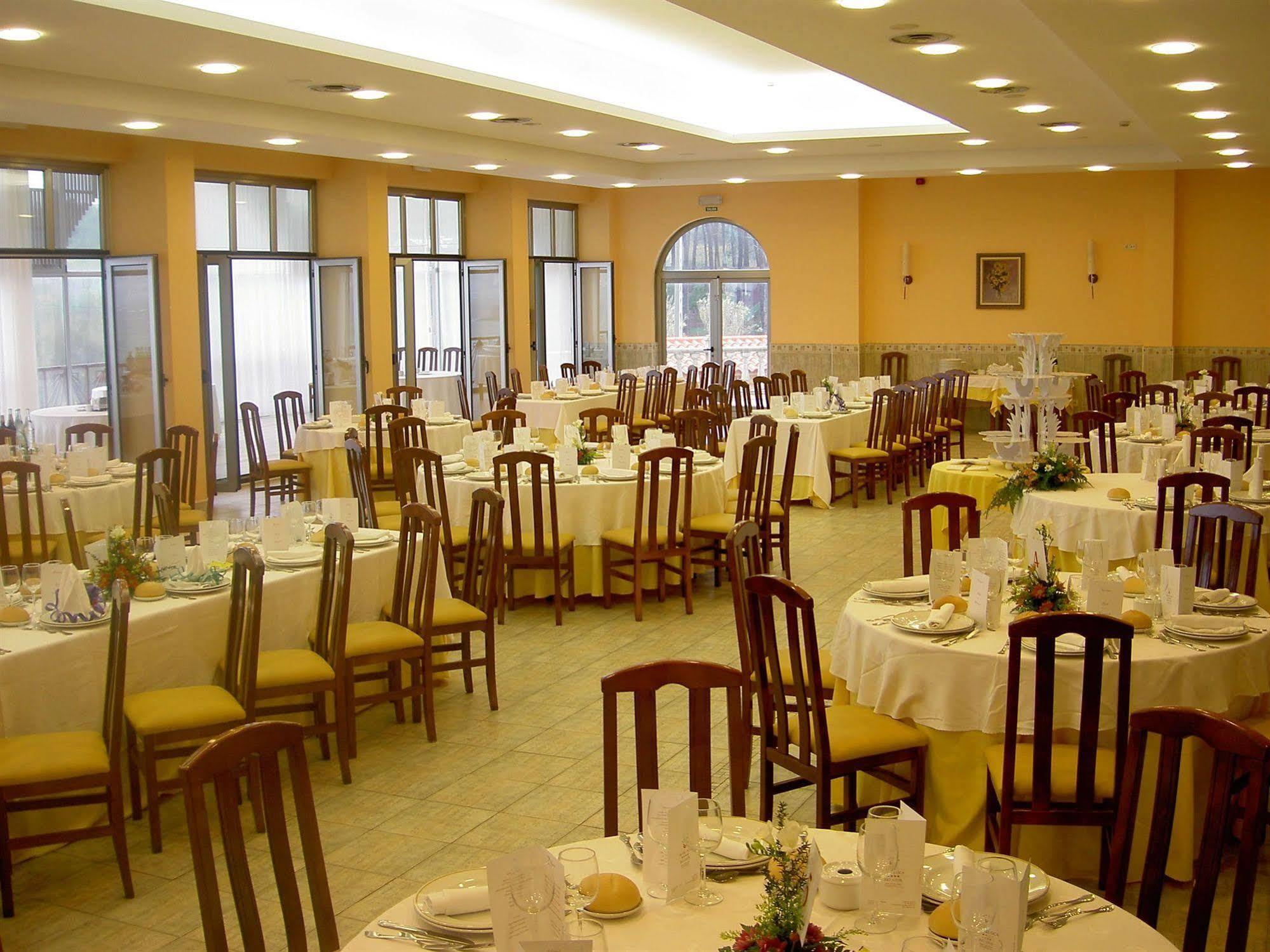 Duerming Villa De Sarria Hotel Ngoại thất bức ảnh